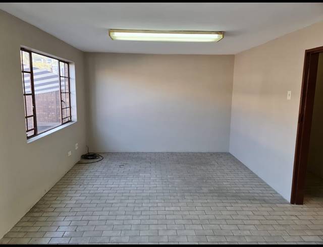 510M² WAREHOUSE TO LET IN WADEVILLE